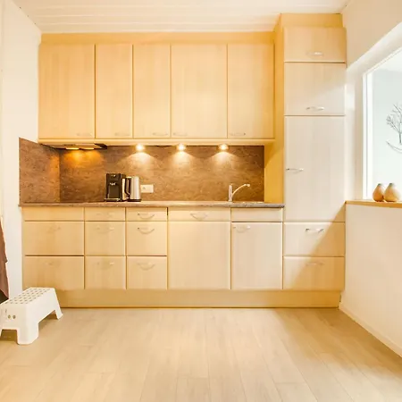 In Near Bergherbos, Cleaning Included *